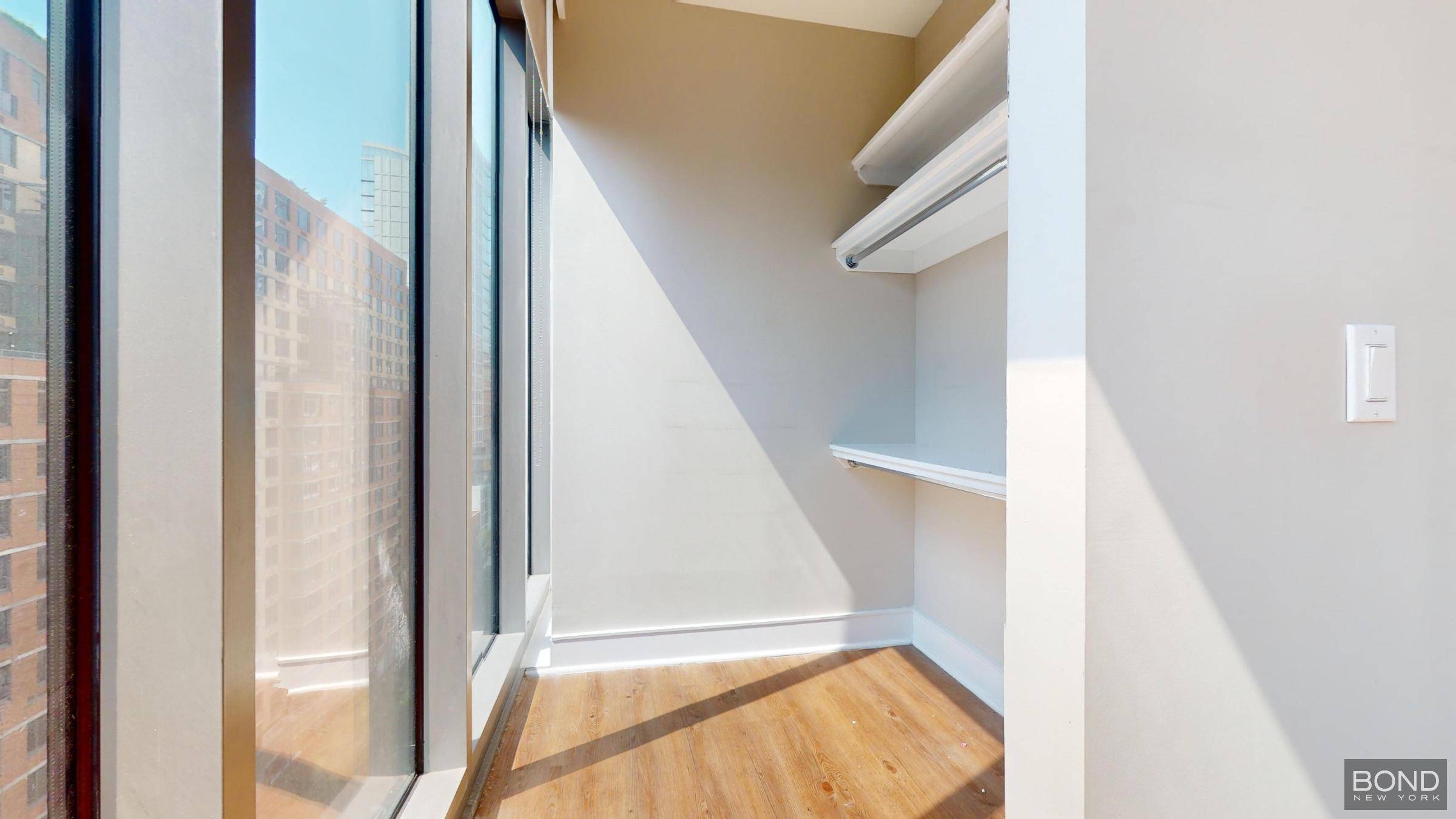 Absolutely amazing 1 bedroom with a balcony in a beautiful doorman building in prime Murray Hill location.