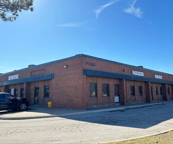 Rare Small Unit with Truck Level Shipping Functional Office Warehouse Space 1 Truck Level Dock Plenty of Available Parking Prime Mississauga Location Close Proximity to Major Highways and Airport Hwy's ...