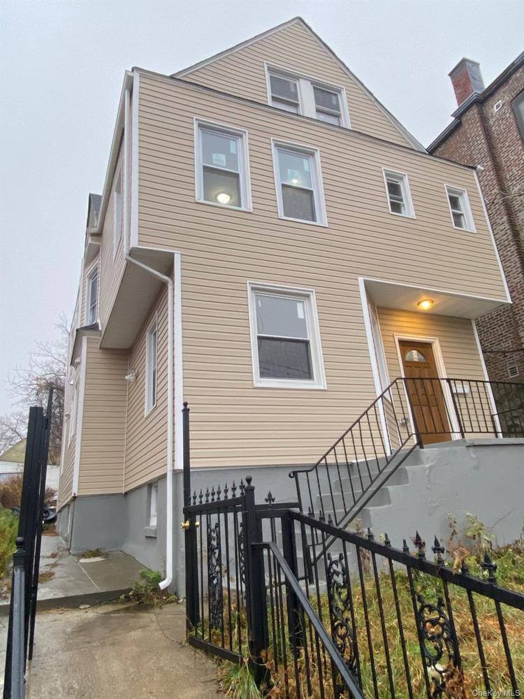 Gorgeous newly built renovated 4 bedrooms 2 bathroom house located just one block away from train station, yes just one block.