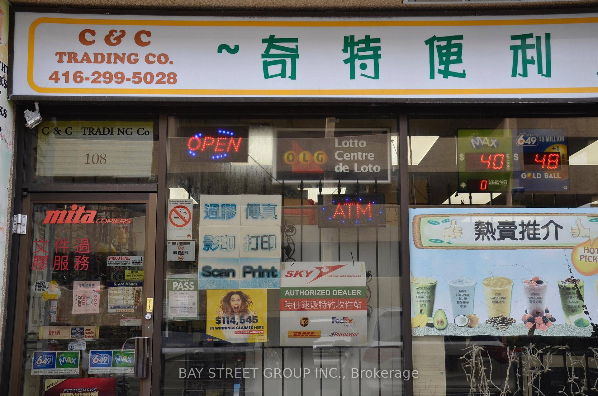 Very Convenient And Busy Location At Kennedy and Sheppard.