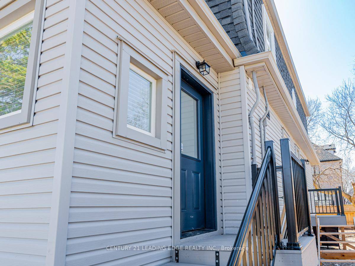 Main Floor Unit Recently Renovated 2 Bedroom.