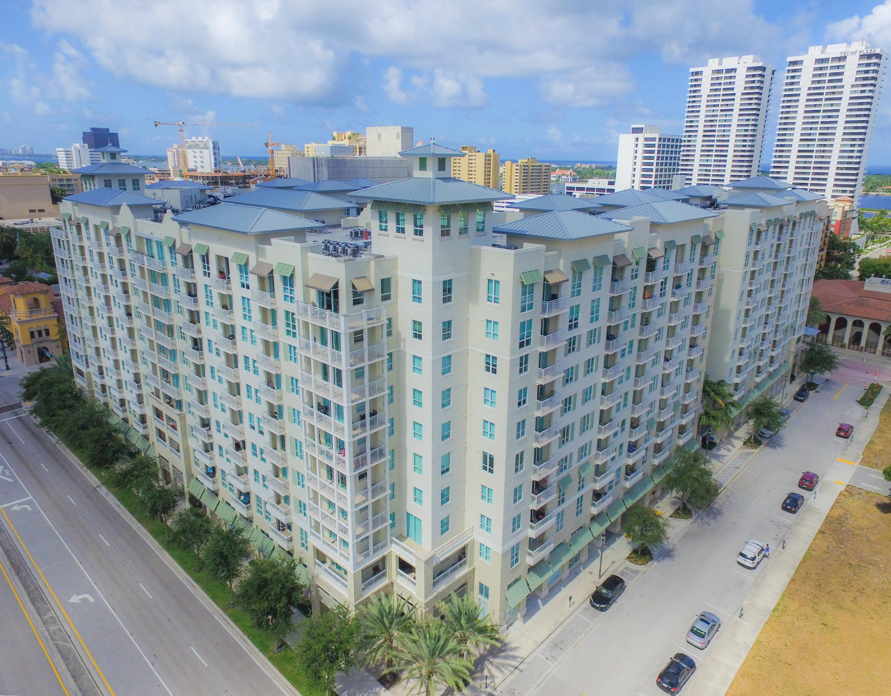 A must see unique renovated 2 Bedroom 2 Bath at City Palm's Condominium.