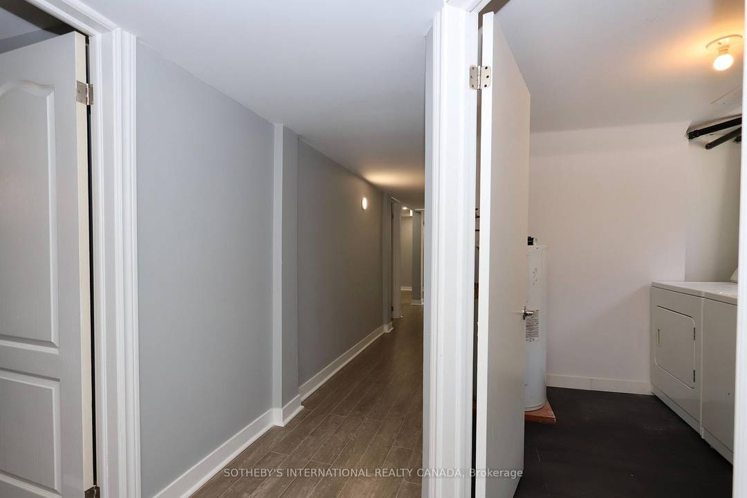 Welcome to this brand new, never lived in LEGAL Basement Apartment located in a quiet, family friendly Oshawa neighbourhood.