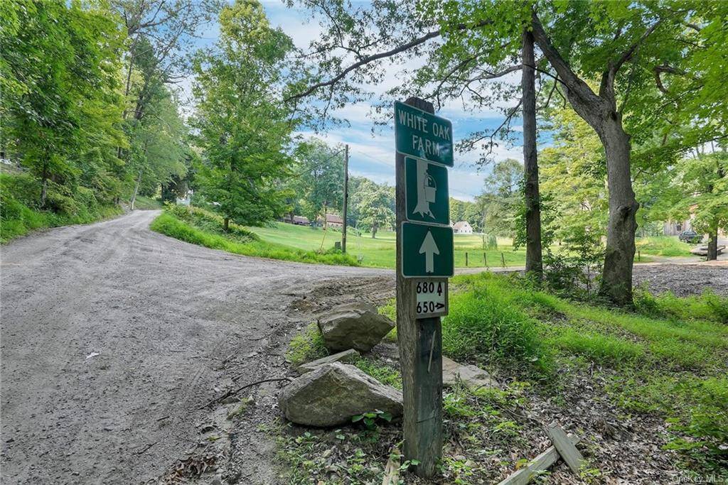Majestic setting for this 3 bedroom 3 full bath house rental located within the sprawling acreage of Westchester county's working Maple Syrup Farm.