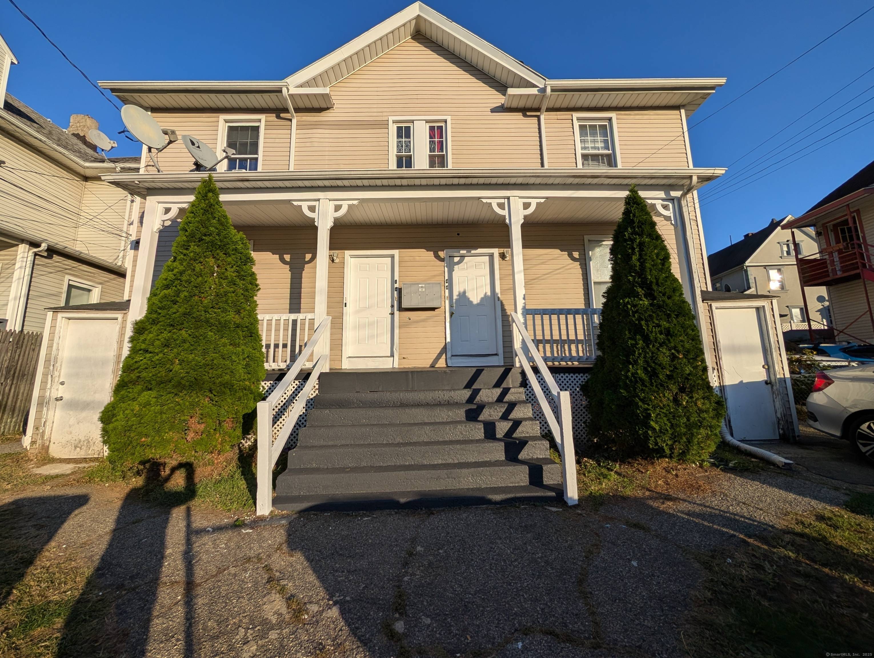 Well Maintained 4 Family Home Ideal for Investors or Owner Occupants !