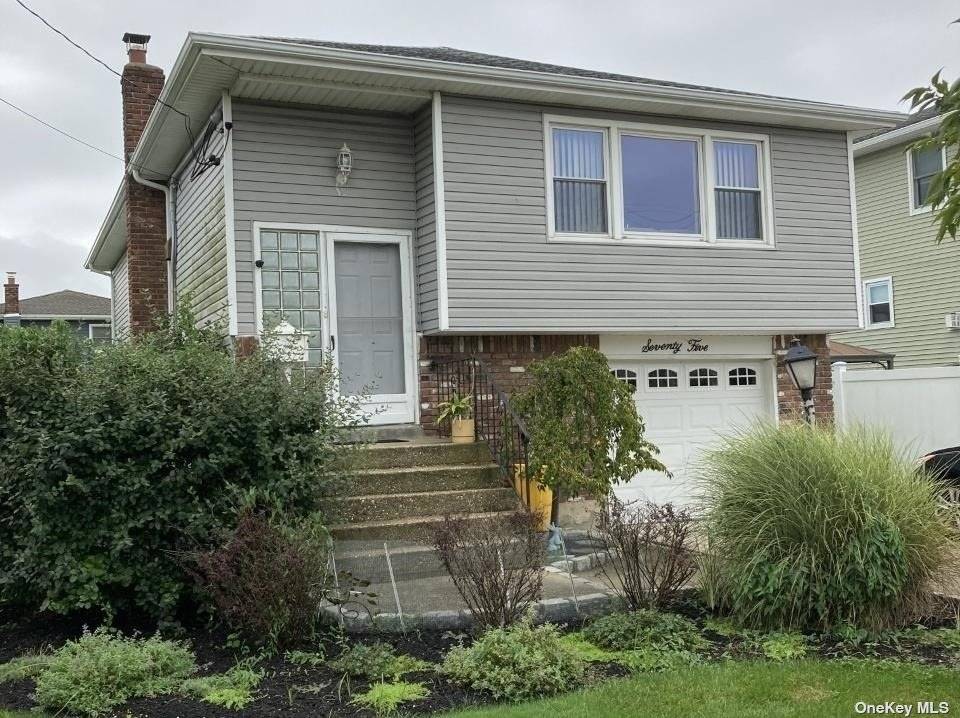 Biltmore Shores ! 3 Bedrooms, 2 Updated Baths, Family Room, Wood Floors, Garage, Private Yard With Patio.