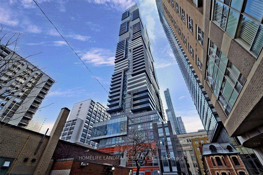 Yonge College Prime Location.