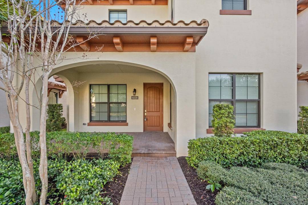 Available for annual lease 5 21 tenant moves out 5 20, this beautifully designed residence in the sought after Alton community of Palm Beach Gardens offers the perfect blend of ...