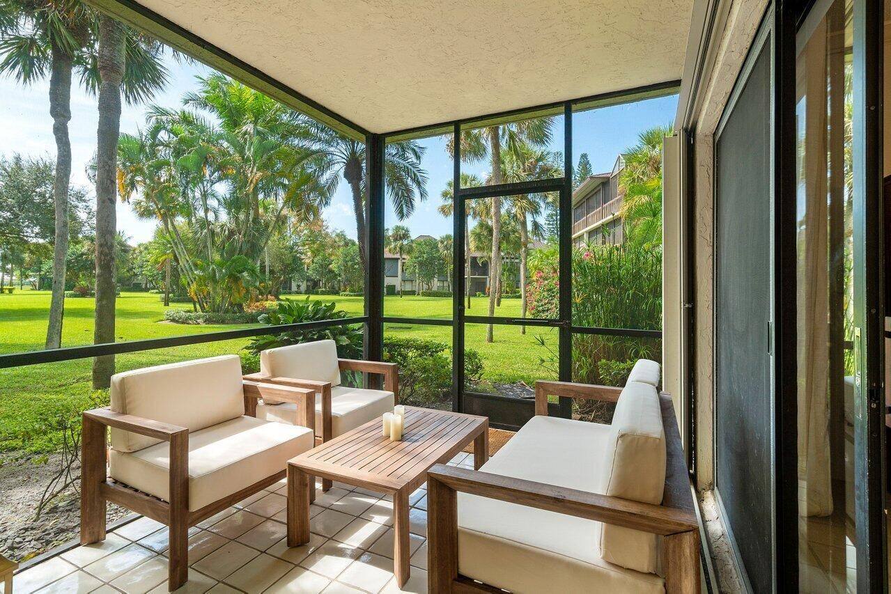 This ground floor apartment is available for annual or seasonal lease, and it is conveniently located within close proximity to the community heated pool, and all equestrian venues.