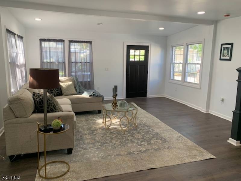 Updated Contemporary Style Living In Sought After Area Of Ridgefield Park !