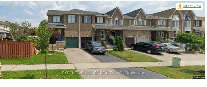 This 3 bedroom with finish basement corner unit town home is available for rent in a quiet, convenient neighborhood.