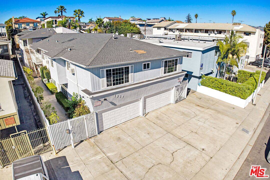 1937 S Shenandoah St 12BR La