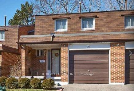 A Stunning Townhouse Located In A Family oriented Quiet Neighborhood, Near Dundas Street And Erindale Station Rd.