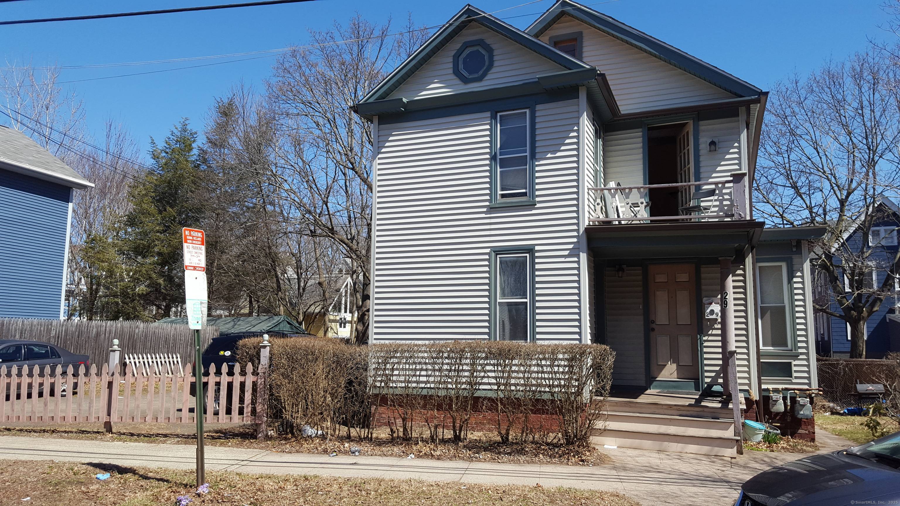 Great location near Yale !