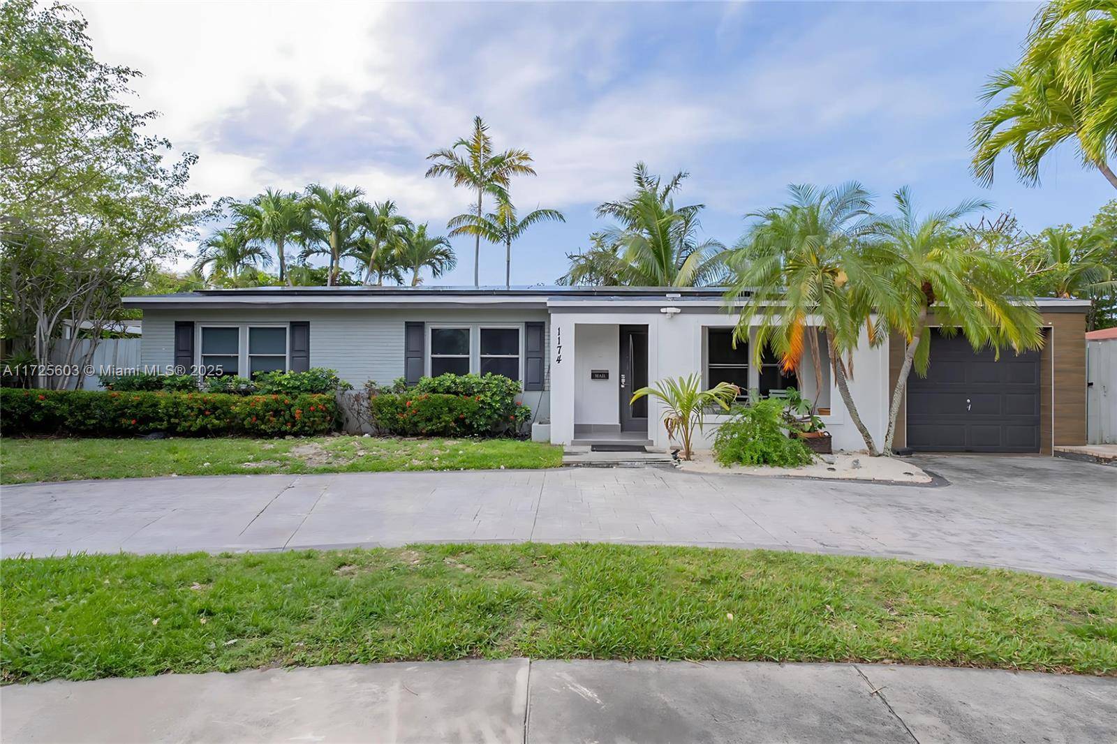 An oasis in East Hollywood !