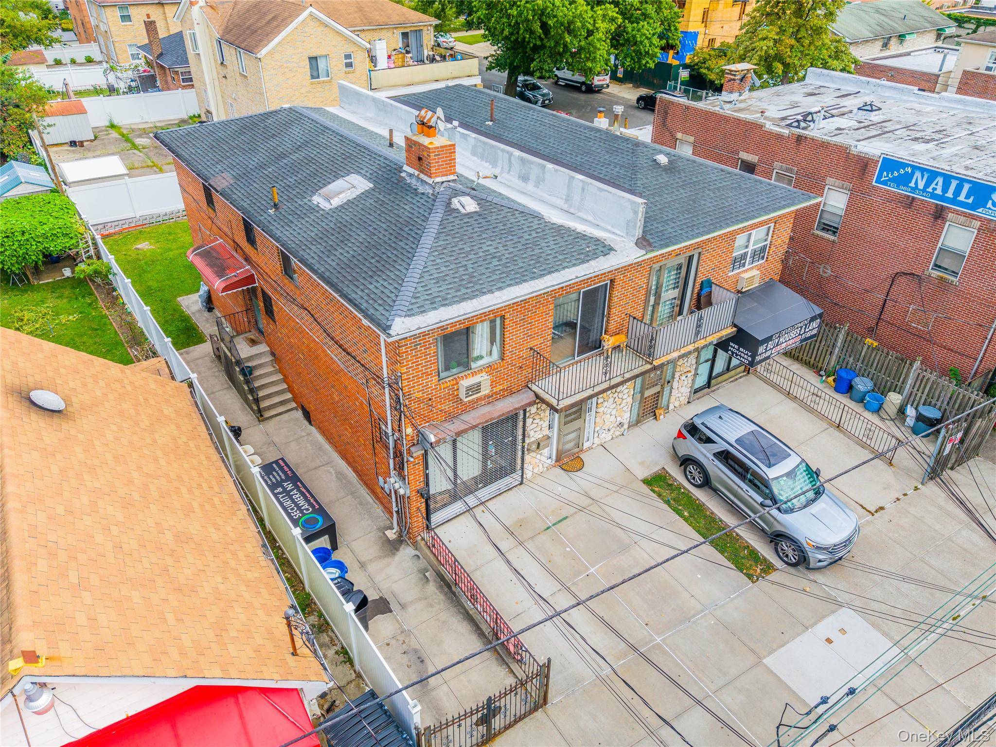 Prime mixed use brick building in the heart of Fresh Meadows !