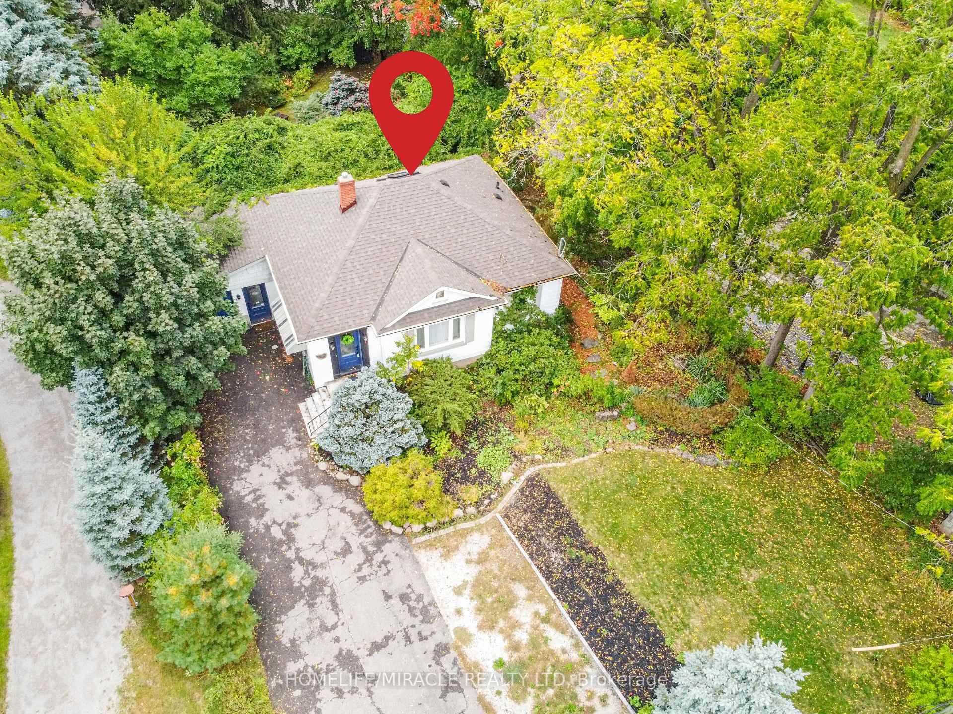 Client Remarks Huge premium 76 Feet Wide Lot on a peaceful Cul de sac, Renovated 3 2 Bedroom, 4 Bathroom Home in Prestigious Churchville Village !