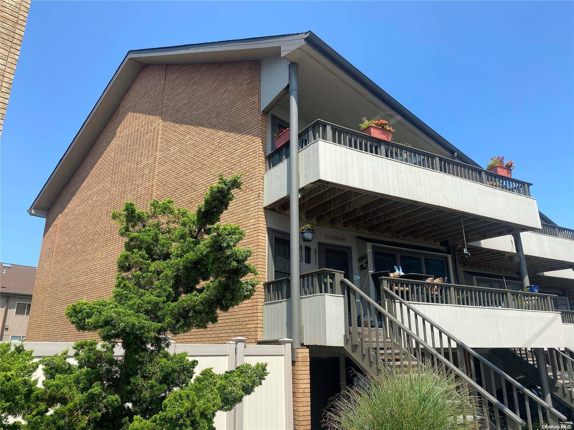 SUMMER SPECIAL 22k per month IN this RARE Move In Mint Furnished Townhouse w private Sun decks amp ; beautiful Ocean views and private Swimming POOL steps to ocean PARKING ...