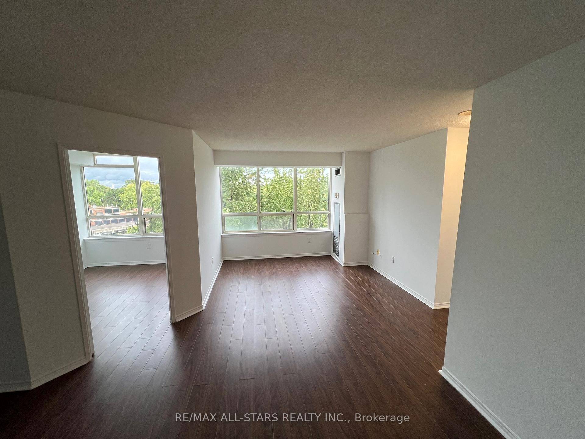 Unit in immaculate condition with many upgrades.