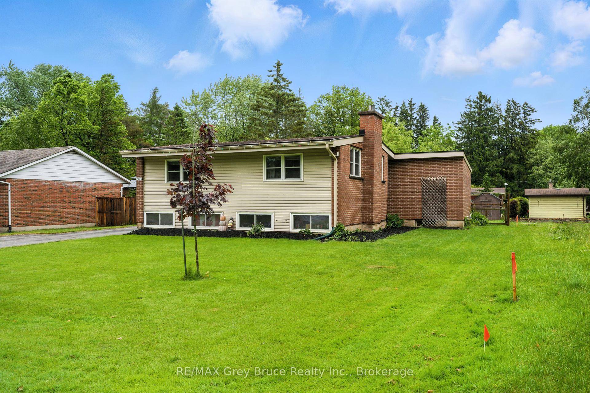Here is your chance to buy a turn key, 3 bedroom, 2 bathroom bungalow in an excellent West side location.