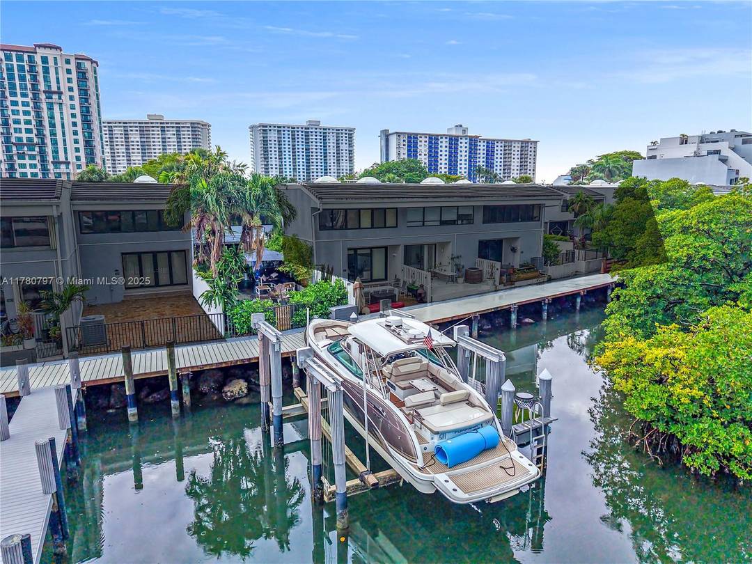 Exclusive Waterfront Townhome in Poinciana Island.
