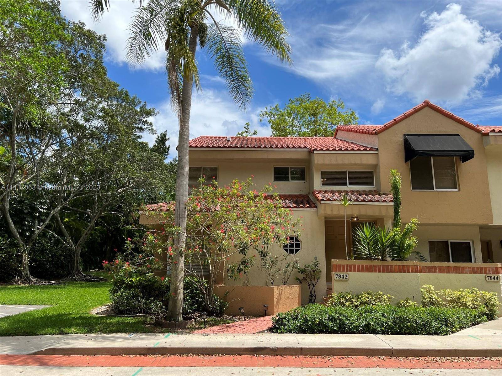 Stunning Remodeled spacious Townhome with 3 bedrooms and 3 full Bathrooms.