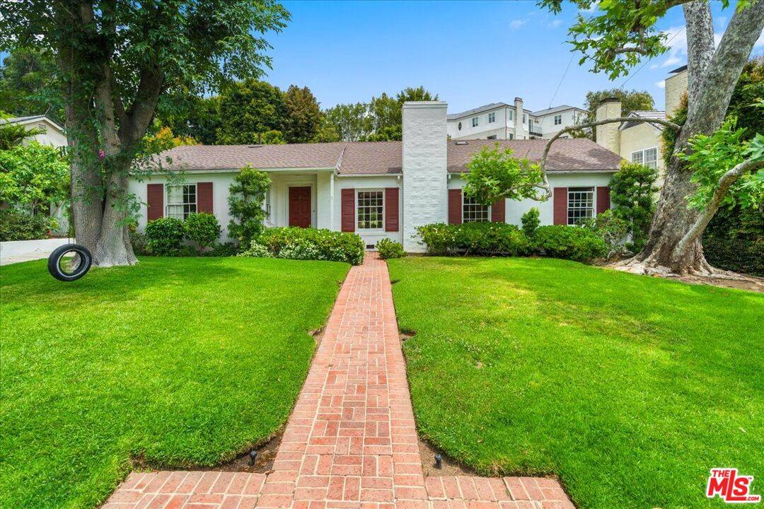 146 N Gunston Dr 5BR Brentwood La