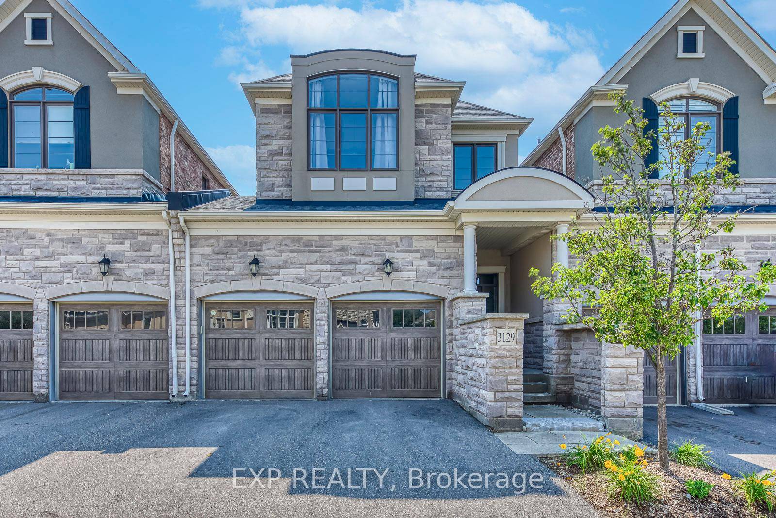 Luxurious 2018 Mattamy Built Home In Prestigious Preserve Community W Ravine View Backing Onto Munn's Creek Trail.