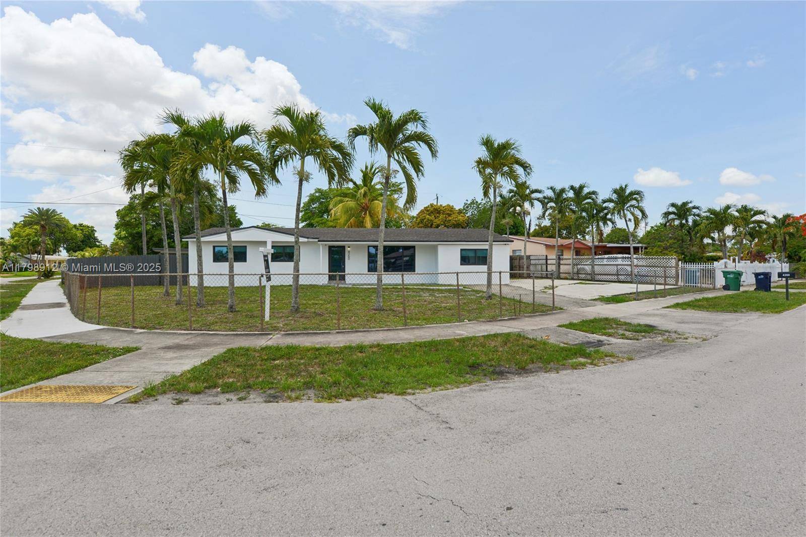 Priced to sell ! ! ! Listed way below appraisal for a quick sale.