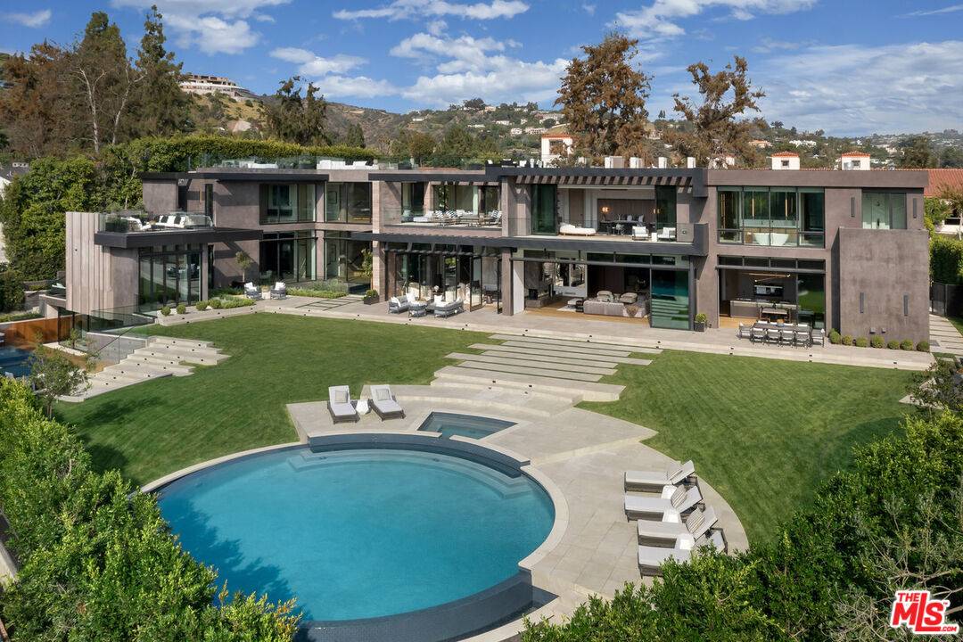 615 N Faring Rd 6BR Bel Air La