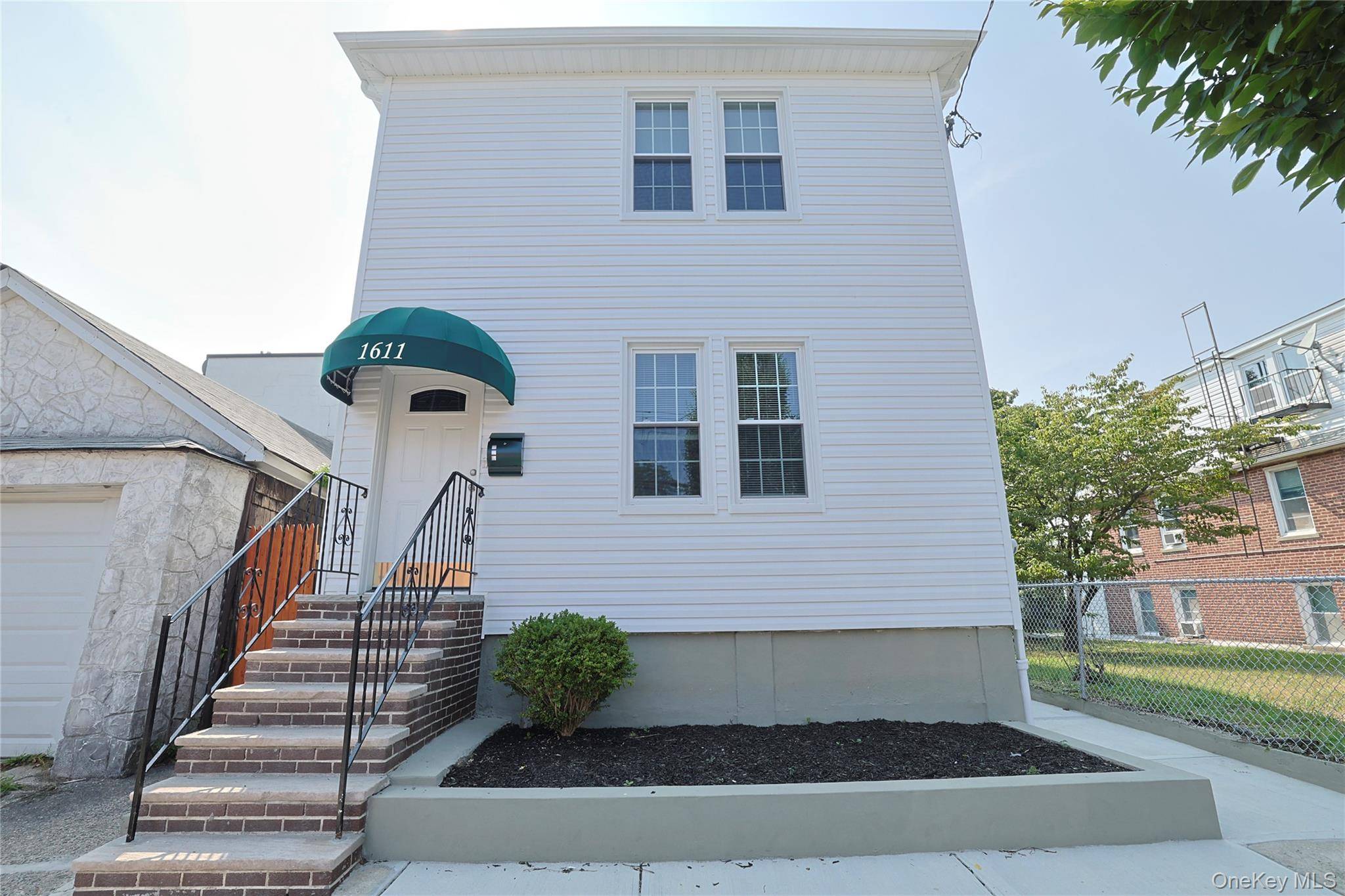Newly Renovated Detached 2 Family Home Move In Ready !