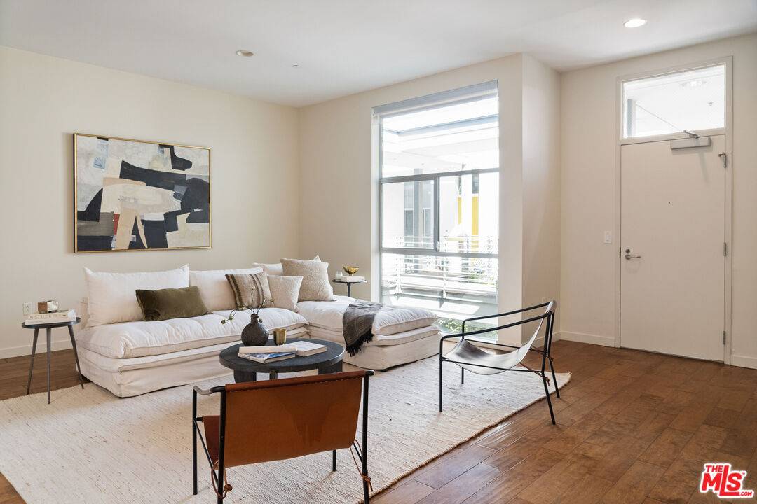 3119   Via Dolce 3BR Marina Del Rey La