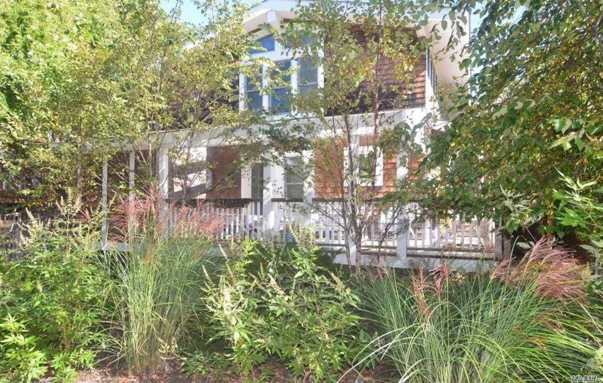 This Home is Available To Rent Weekly For 12, 500 NOT a month.