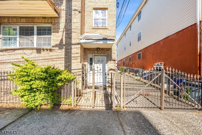 This 3 unit property offers a total of 8 bedrooms and 6 full bathrooms, delivering space, flexibility, and strong value all in one.