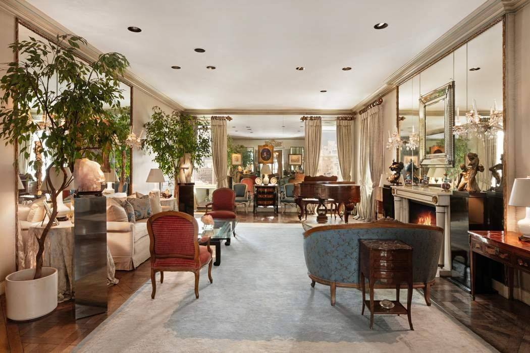 Please note that showings commence on Monday, November 10th.