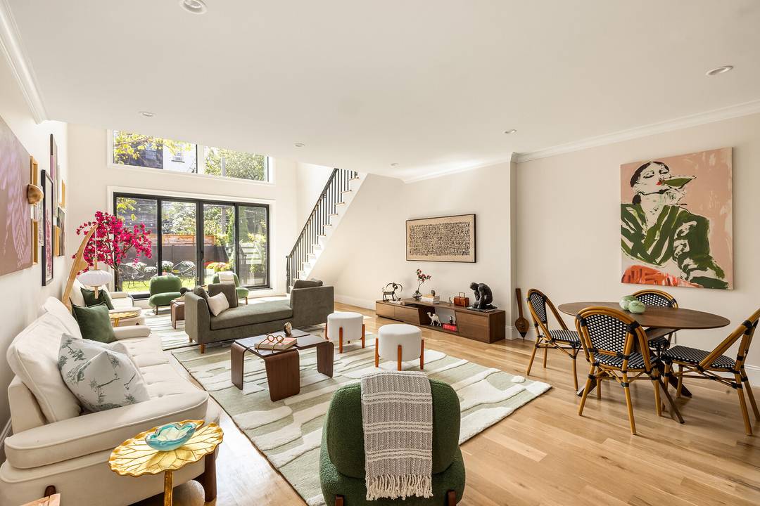 Nestled between where Boerum Hill and Carroll Gardens converge, 94 Douglass Street is a brand new townhouse located on an idyllic tree lined block.