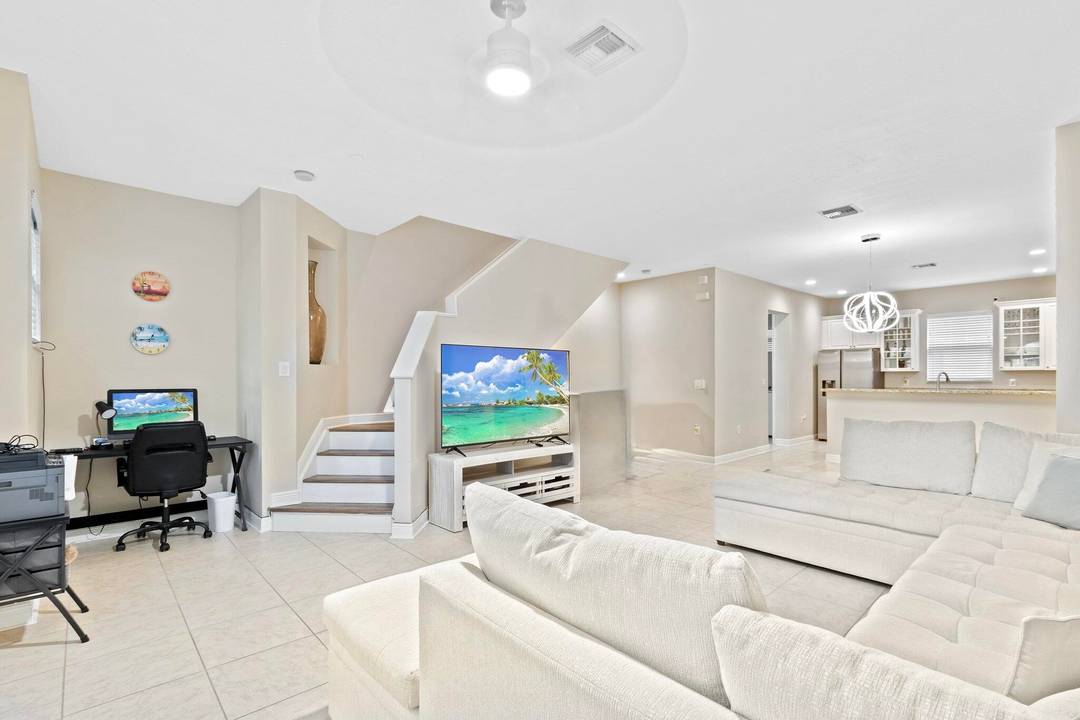 Looking for a rental close to the heart of Ft.