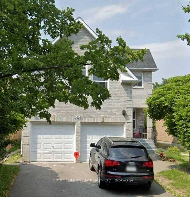 Freshly painted two bedroom basement with a big bathroom and laundry in suite located in a very desirable and family oriented brock ridge neighborhood of Pickering.