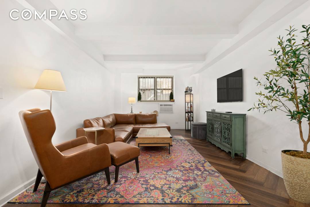 Spanning approximately 750 square feet, this oversized one bedroom cooperative is the largest of its kind in the building offering exceptional value in the heart of Kips Bay.