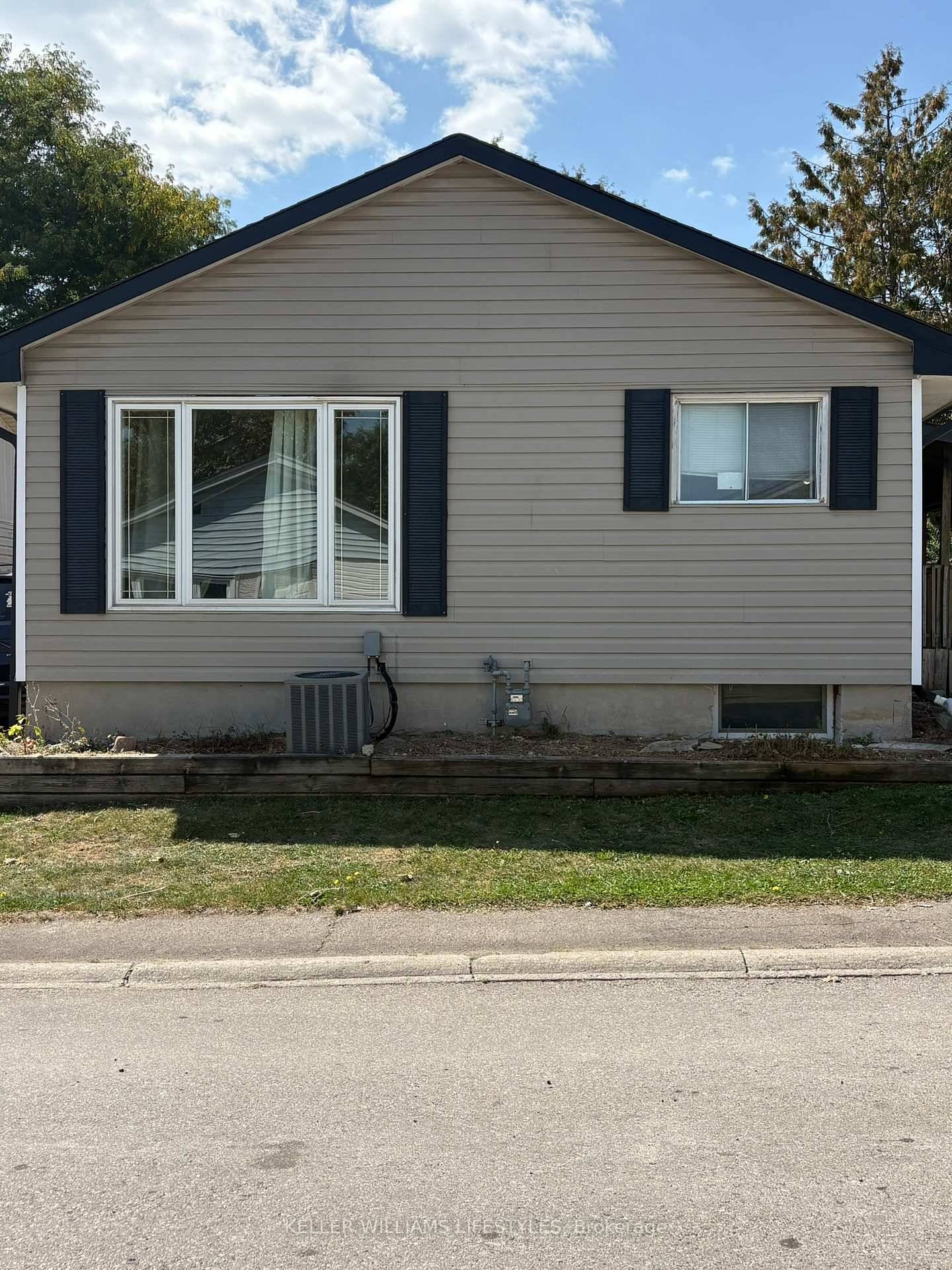Investment Opportunity Near Fanshawe College !