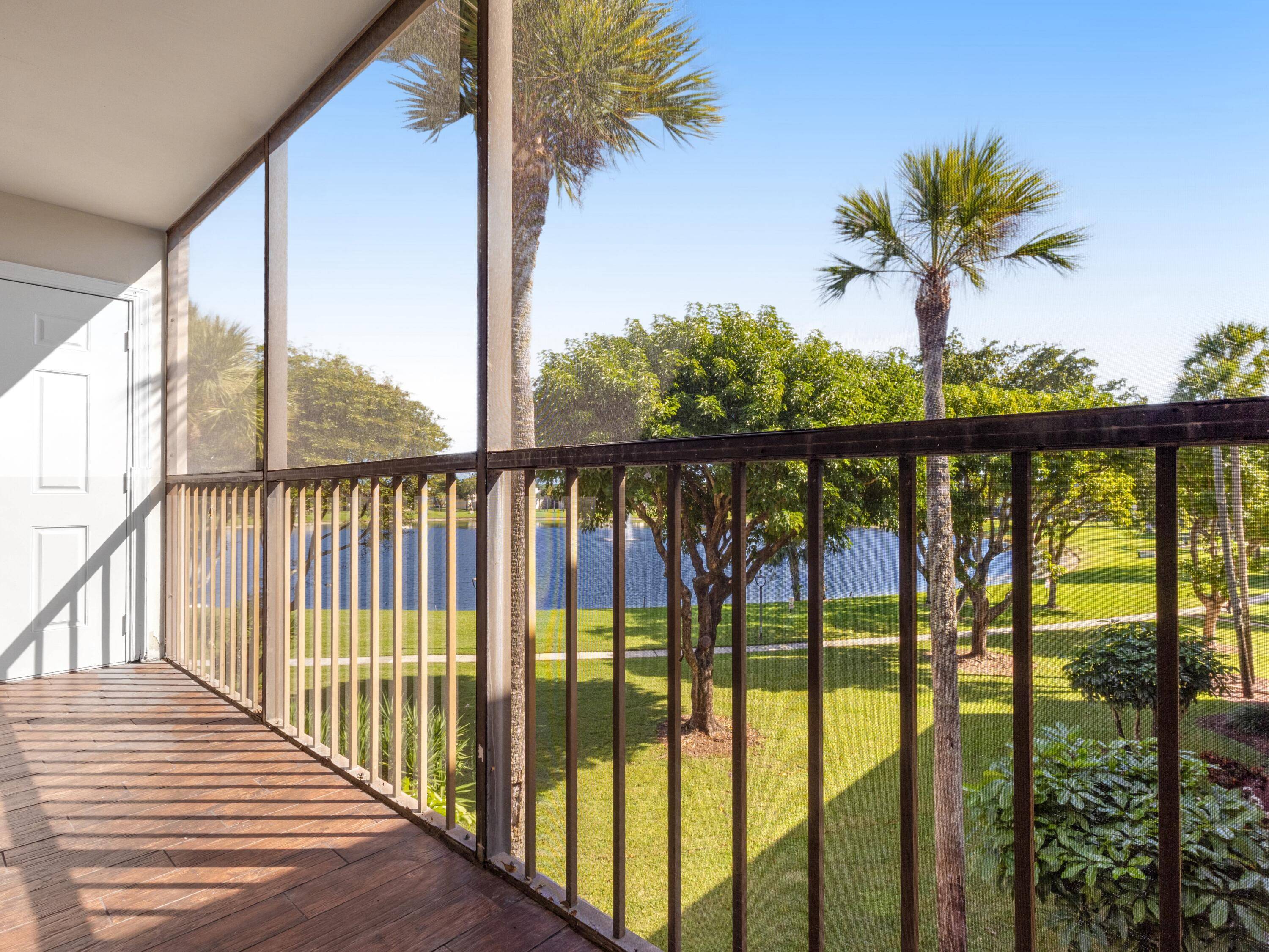Priced to sell 55 condo. One bedroom 1.