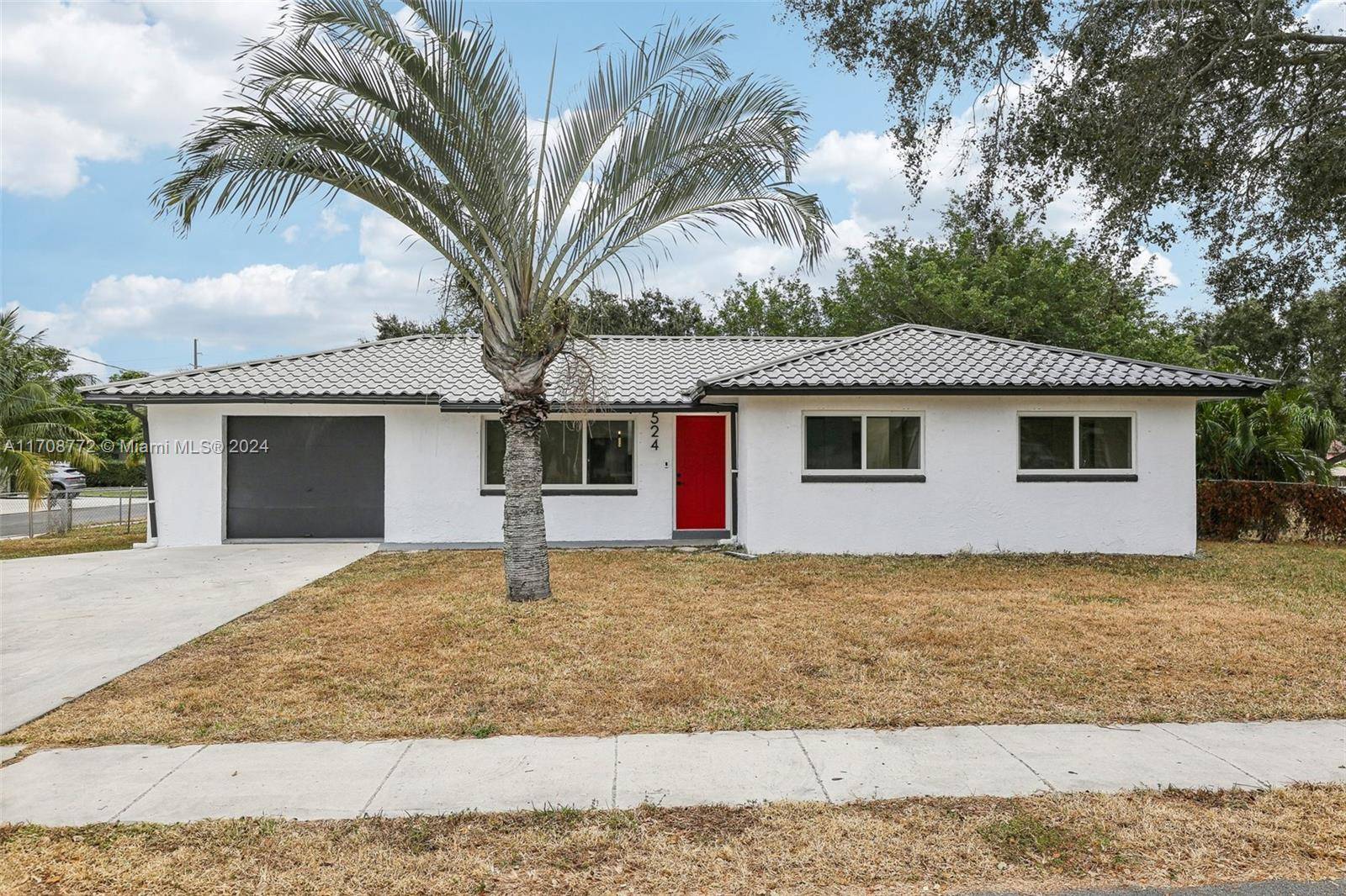 Dive into Florida living with this delightful 3 beds 2 baths den, 1 car garage, corner lot pool home !