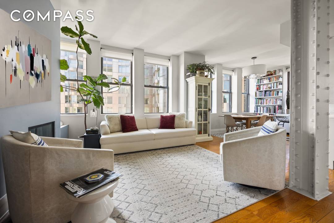 Residence 17D at 150 Nassau Street is a light filled two bedroom, two bath condominium defined by a seamless layout designed for modern living.