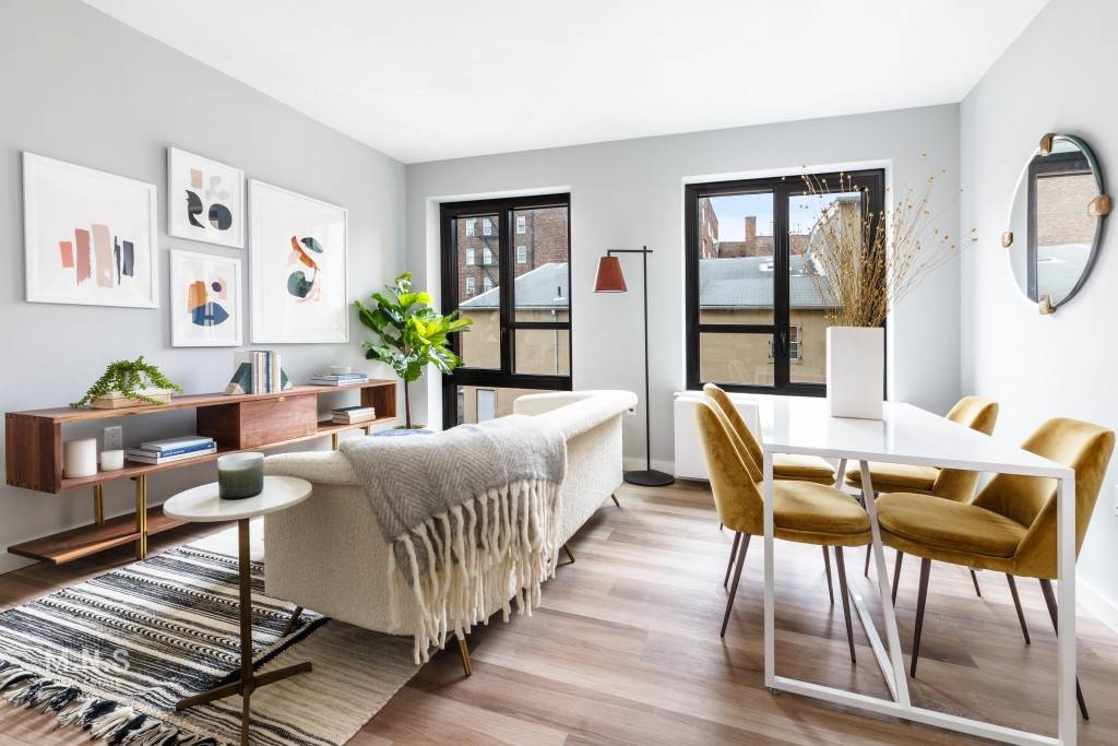 No Fee ! No Security Deposit for qualified applicants through Rhino !
