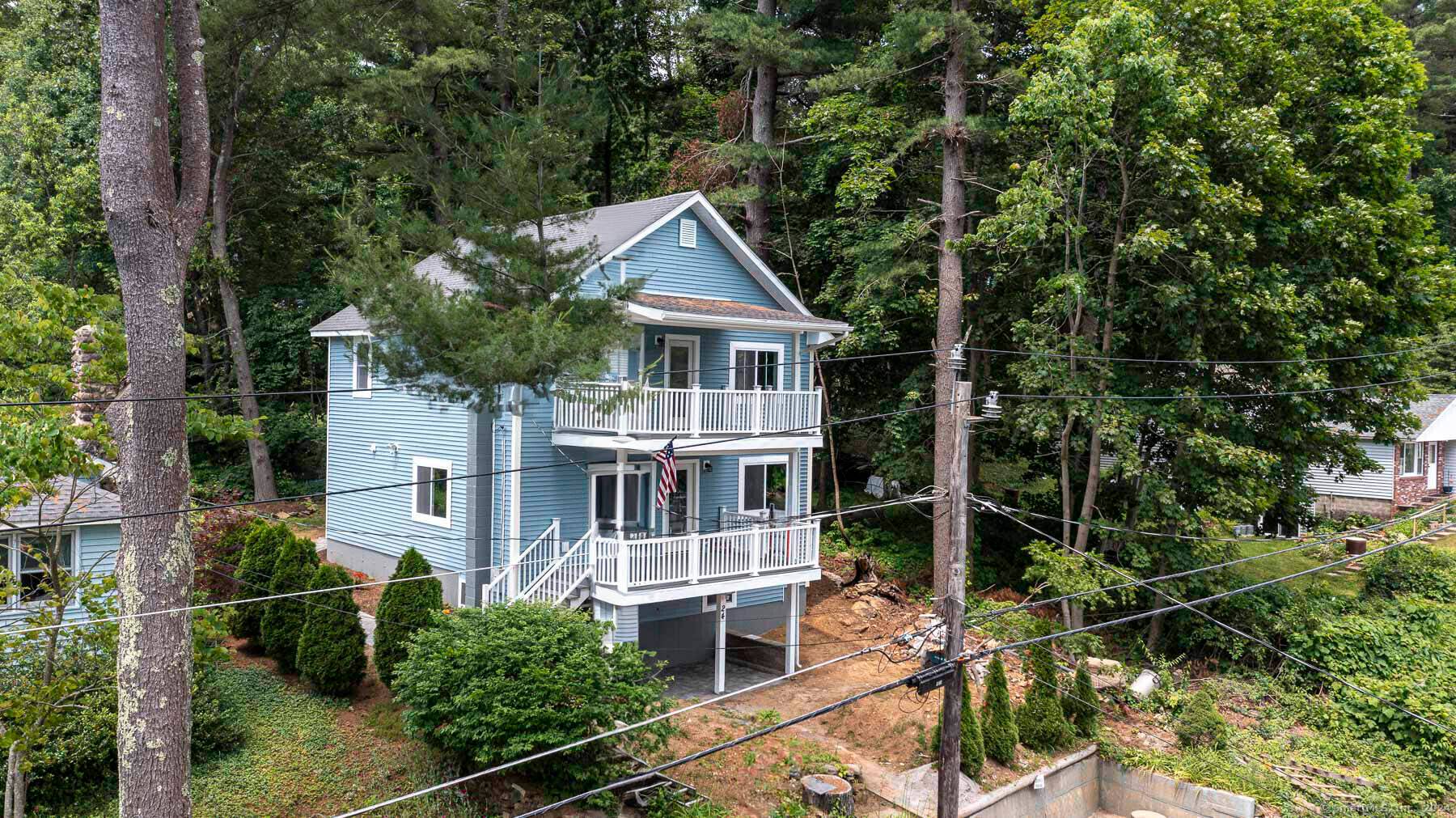 Beauty by the Lake Stafforville reservoir with lake beach rights.