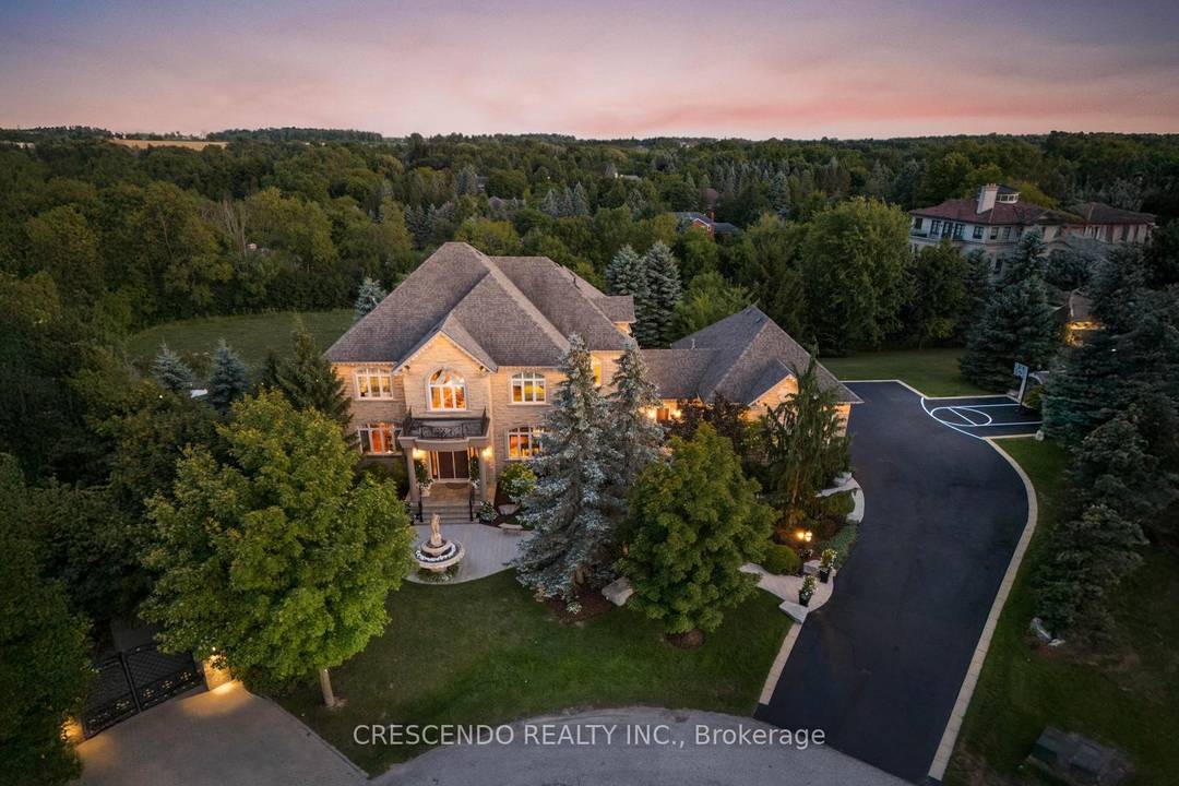 Welcome To This Exquisite Estate In The Prestigious Laskay Community Of King City, Situated On A Stunning One Acre Premium Lot End Of A Private Cul De Sac.