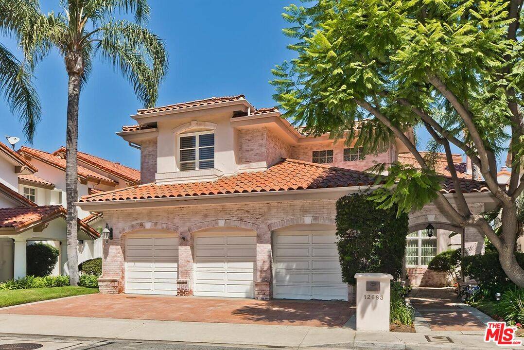 12683 Promontory Rd 4BR Brentwood La
