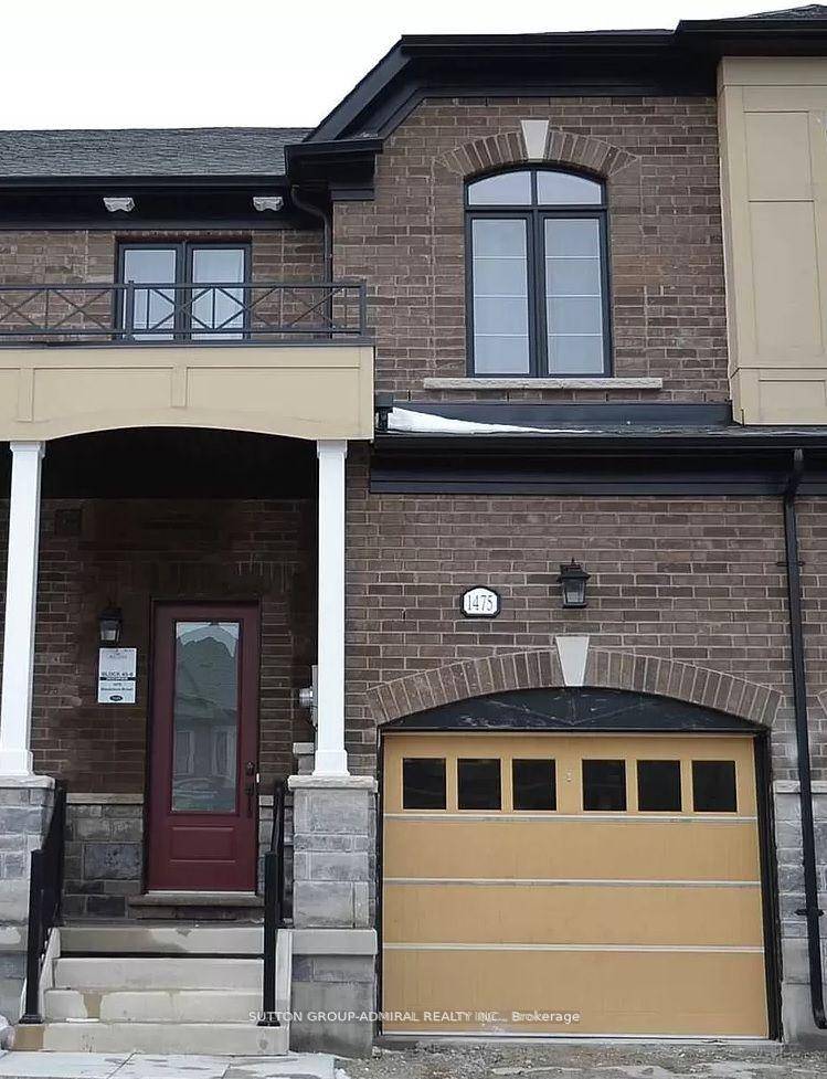 Freehold Townhome Nestled In high demand Alcona.