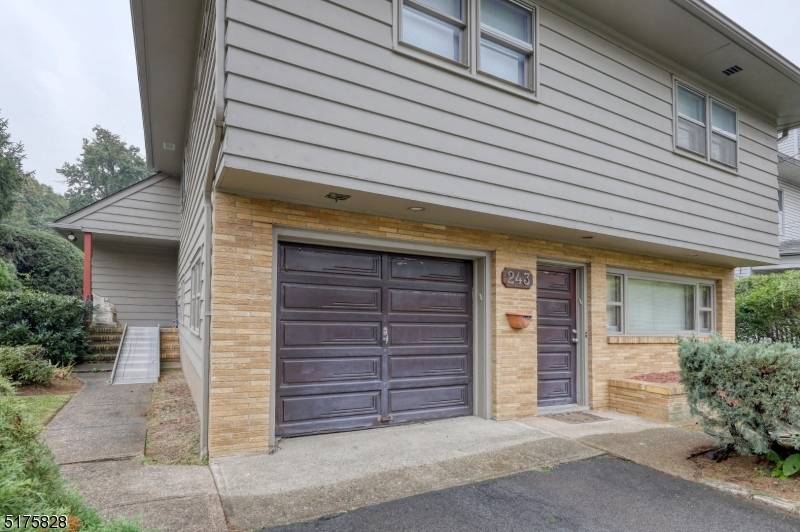 Beautiful large split level home, newly renovated in a prime location with 6 bedrooms and 3.