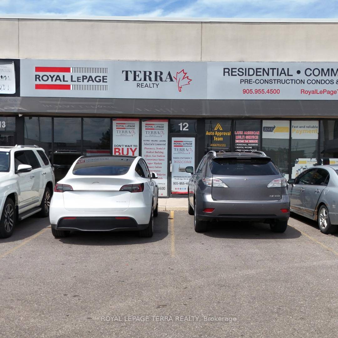 Prime Commercial Space Available !